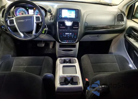 2012 Chrysler Town & Country Touring from USA, damaged, VIN 2C4RC1BG8CR208149